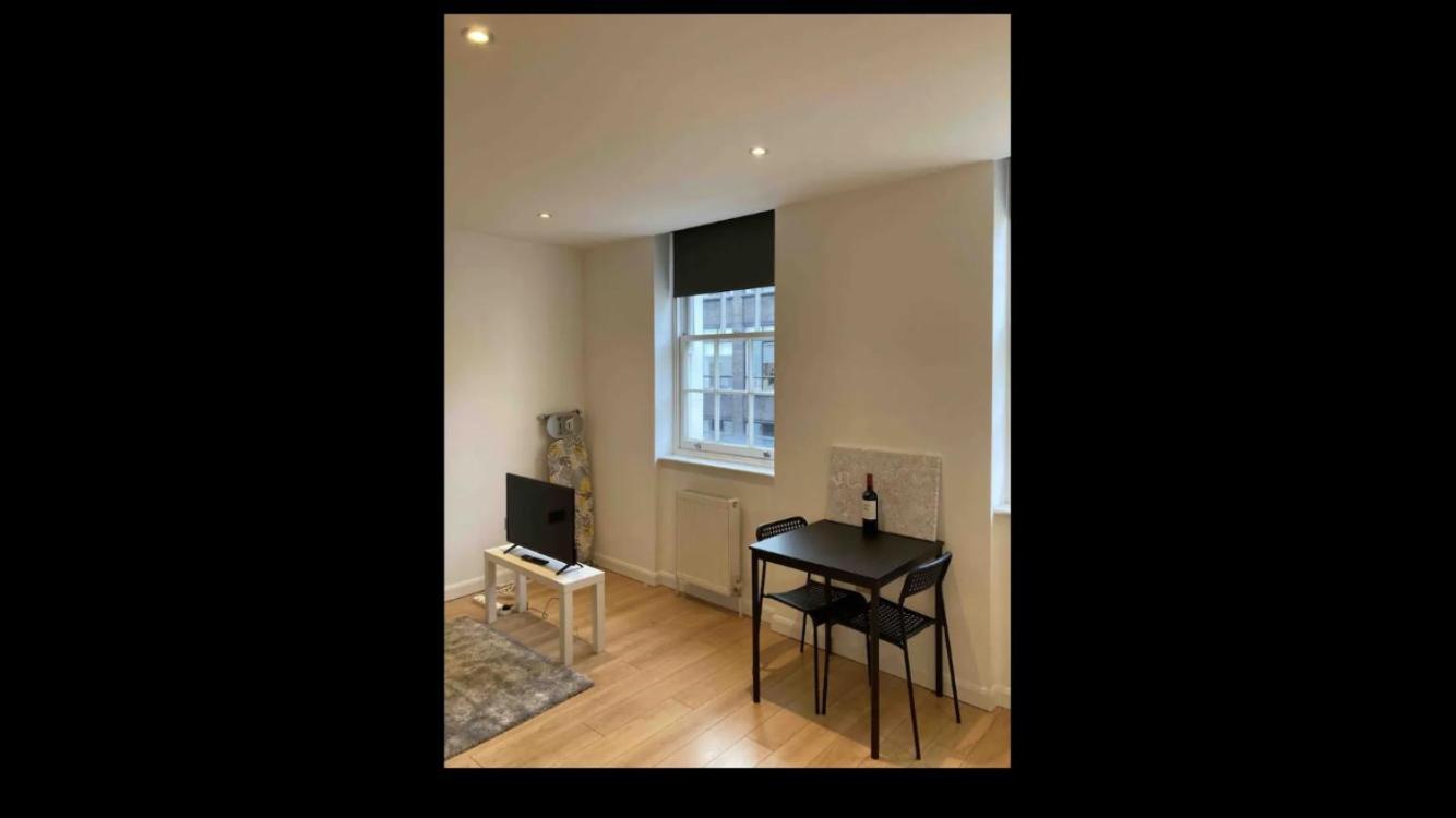 Two Double Bedroom Flat In Soho Лондон Екстериор снимка