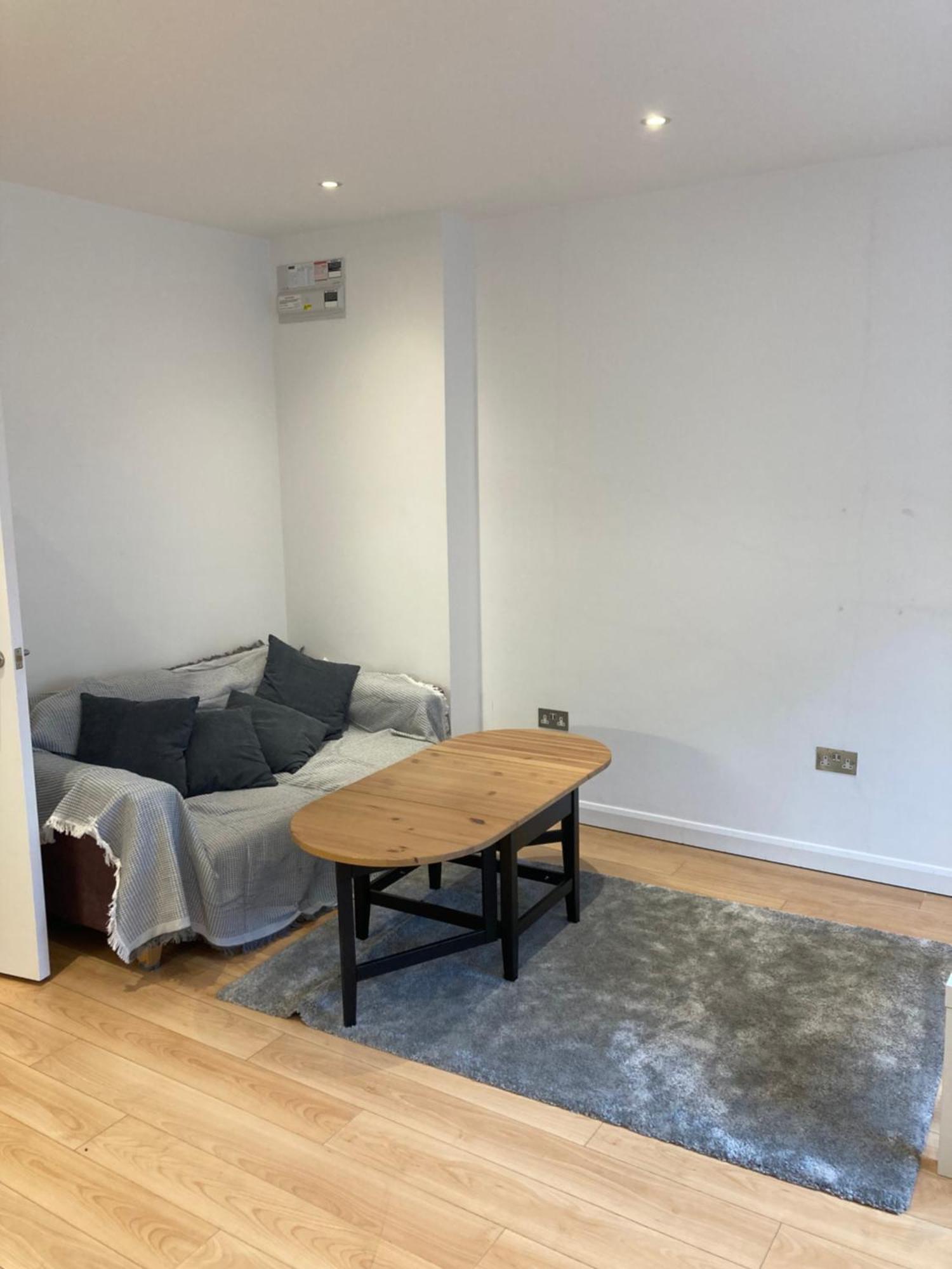Two Double Bedroom Flat In Soho Лондон Екстериор снимка